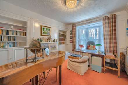 Portinfer Road, Vale, Image 21