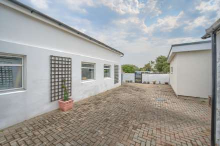 Portinfer Road, Vale, Image 25