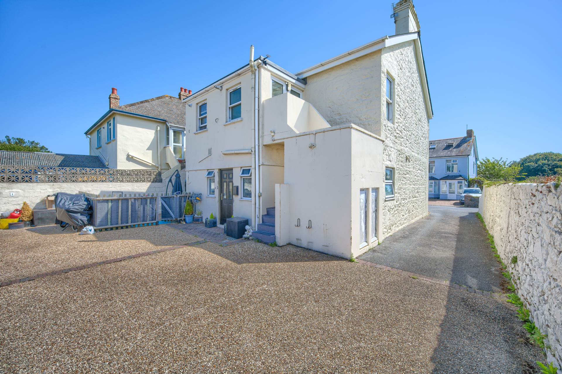 2 Le Marron Flats, Route Des Coutanchez, St Peter Port, Image 13