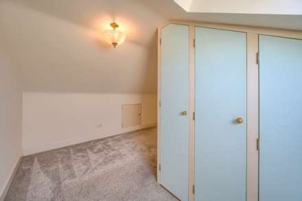2 Le Marron Flats, Route Des Coutanchez, St Peter Port, Image 11