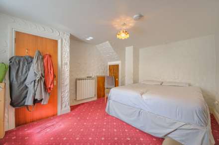 Le Douit Boudin, Castel, Image 10