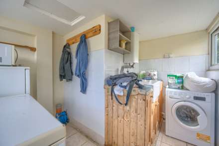 Le Douit Boudin, Castel, Image 17
