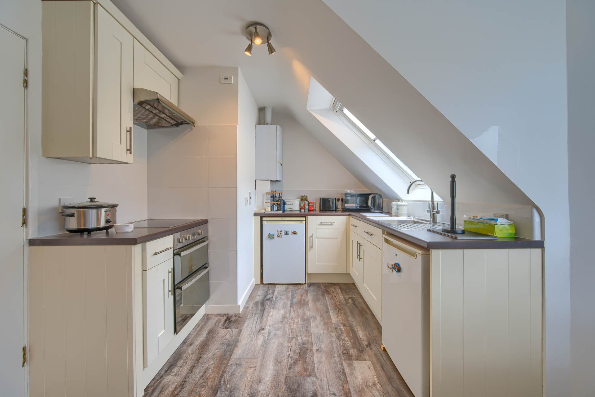 50, Millmount, La Charroterie, St Peter Port, Image 6