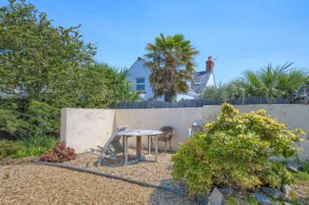 Hazelhurst, Epinelle Road, St Sampson, Image 22
