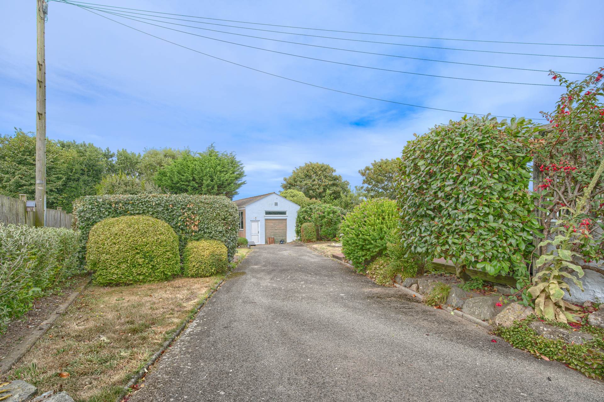 Rue Godfrey, Vale, Image 16