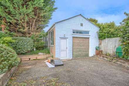 Rue Godfrey, Vale, Image 14