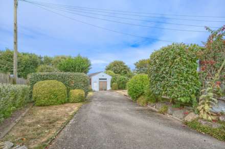 Rue Godfrey, Vale, Image 16