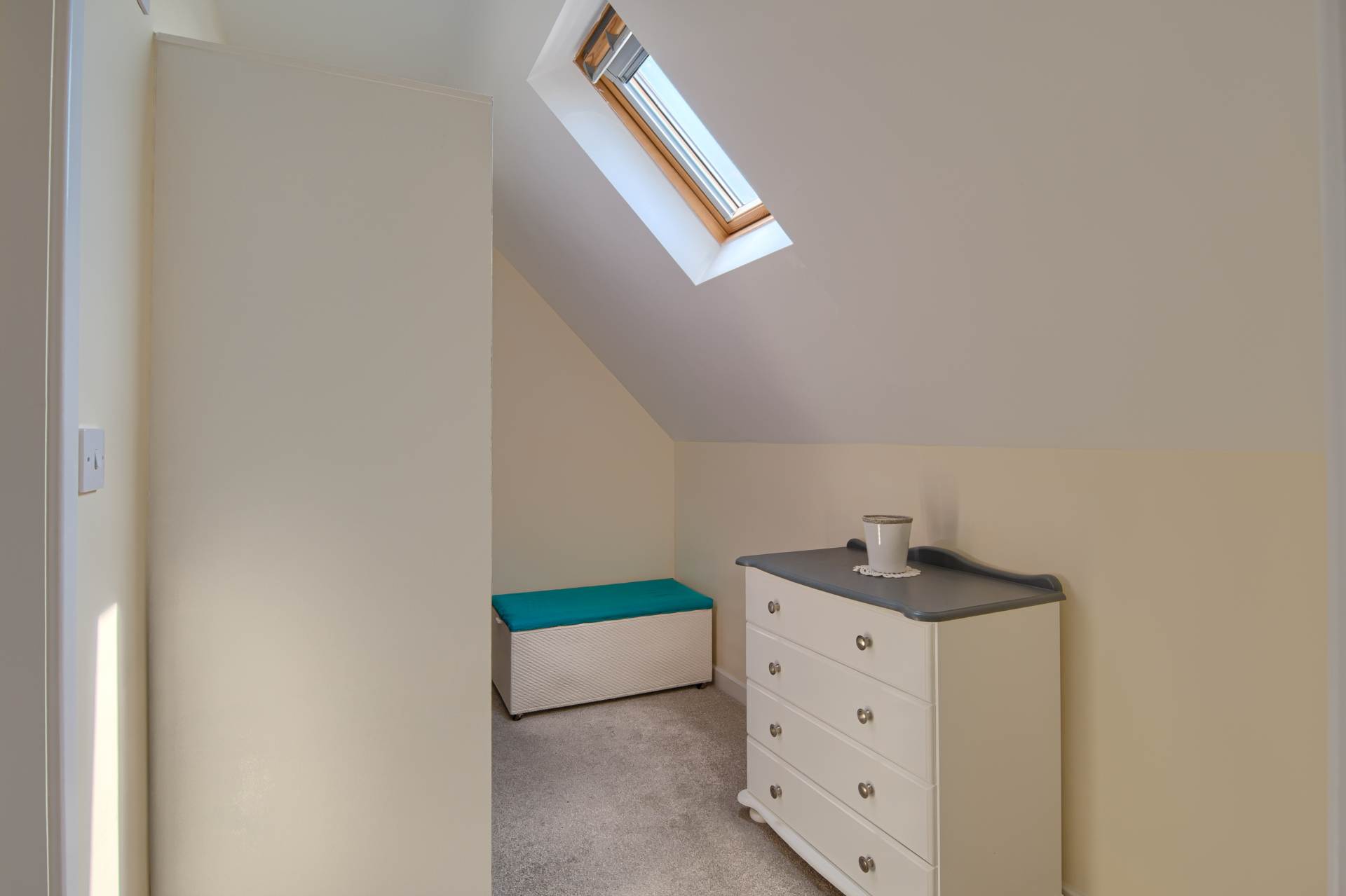 South Quay, St Sampson, Image 11