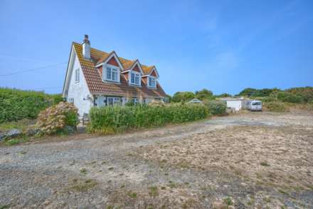 La Rue Du Crocq, St Saviour, Image 23