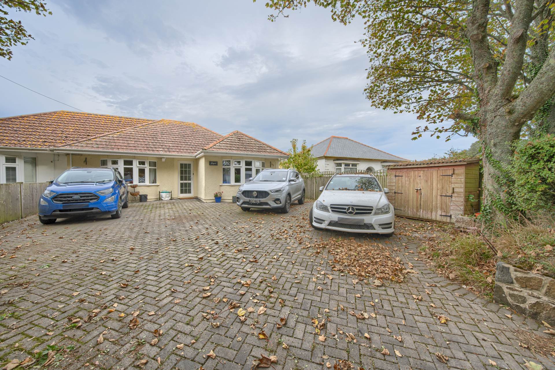 Joyal, Rue Du Manoir, Forest, Image 1