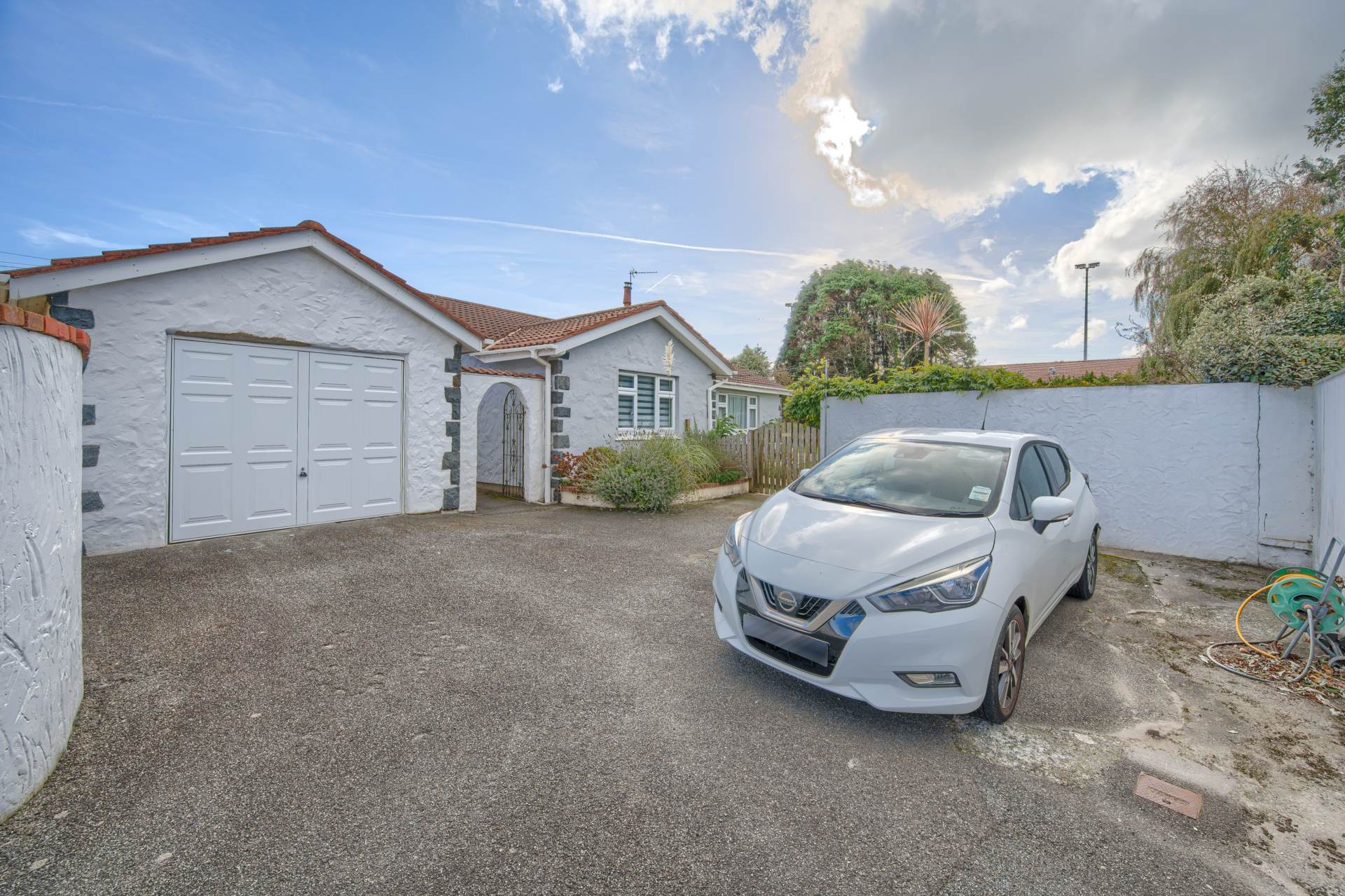 Tallahassee, Le Grand Fort Road, St Sampson, Image 18