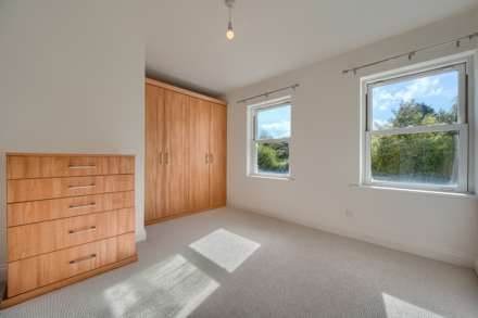 3 Les Meuniers, Fosse Andre, St Peter Port, Image 2