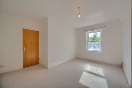 3 Les Meuniers, Fosse Andre, St Peter Port, Image 6