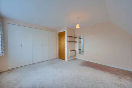 Zonam Solvere, Les Barras Lane, Vale, Image 11