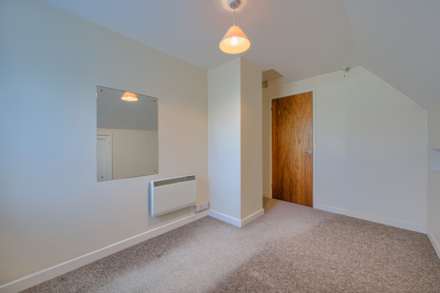 Zonam Solvere, Les Barras Lane, Vale, Image 15