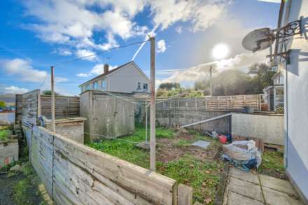 Zonam Solvere, Les Barras Lane, Vale, Image 18