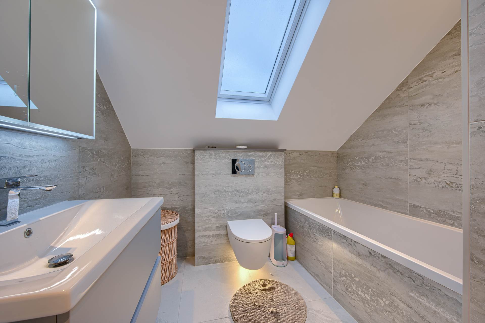 Route De Carteret, Castel, Image 15