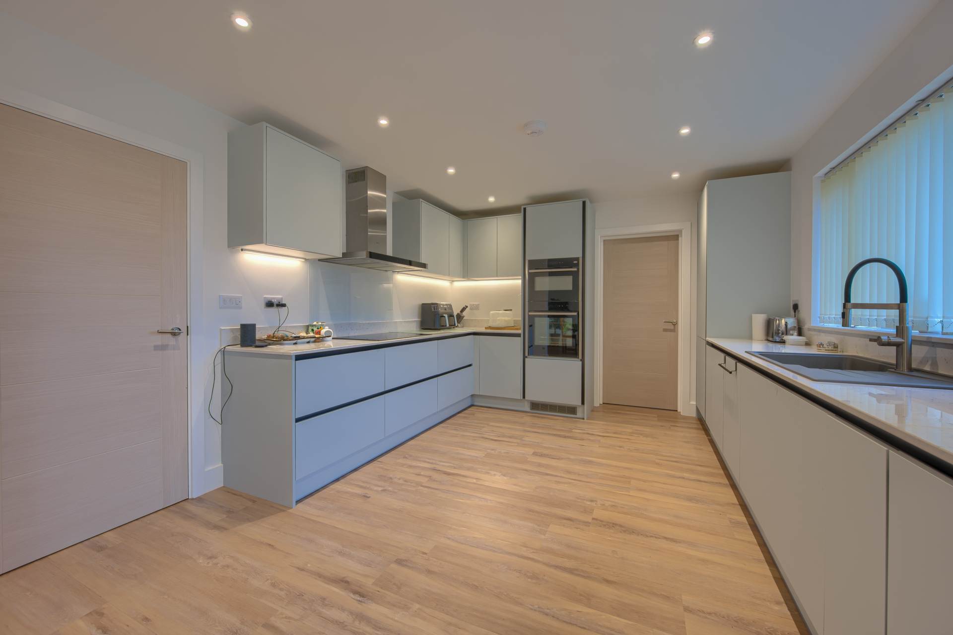 Route De Carteret, Castel, Image 4