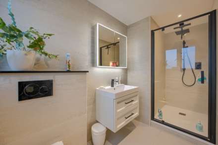 Route De Carteret, Castel, Image 19