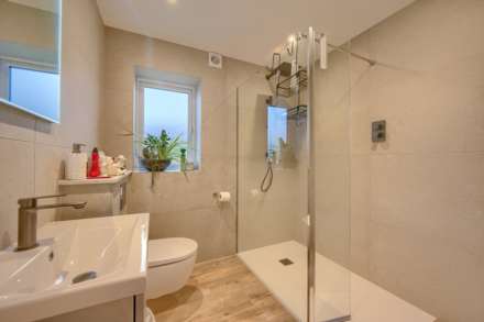 Route De Carteret, Castel, Image 3