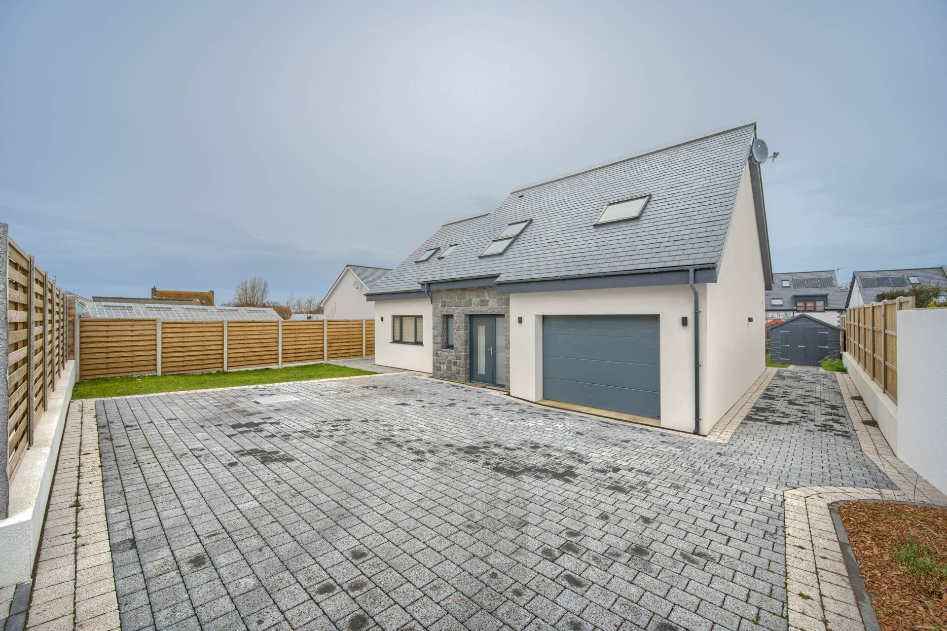 Route De Carteret, Castel, Image 1