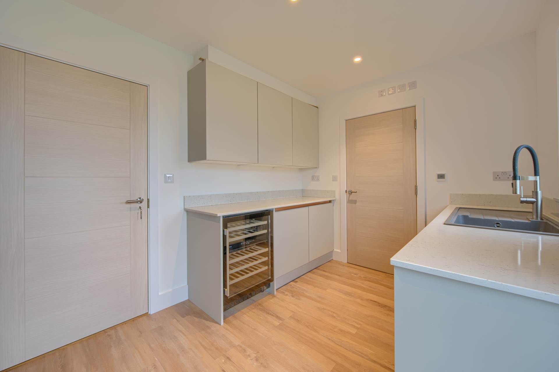 Route De Carteret, Castel, Image 7