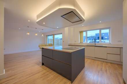 Route De Carteret, Castel, Image 4