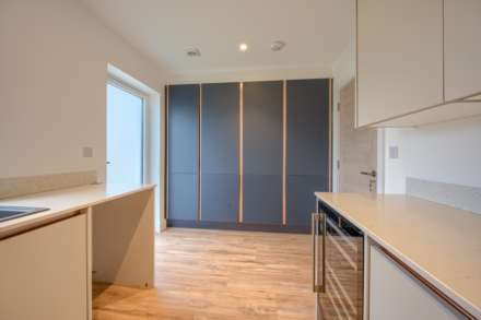 Route De Carteret, Castel, Image 8