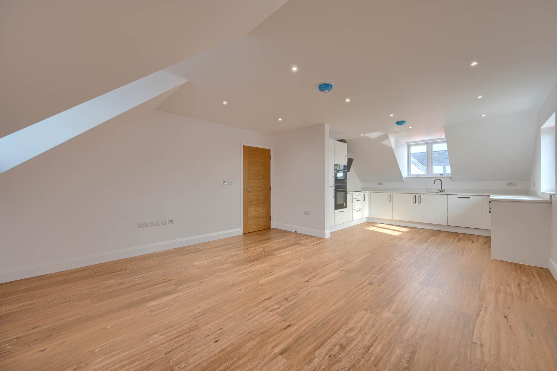 23 Ker Maria Apartments, Route Carre, Image 3