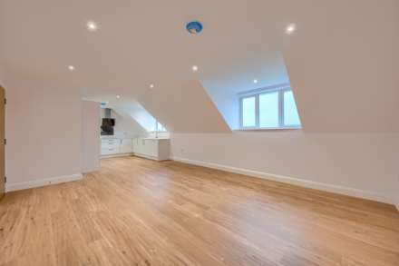 26 Ker Maria Apartments, Route Carre, Image 2