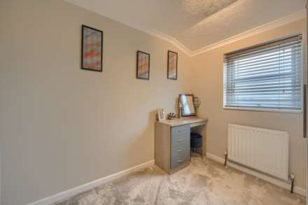 Vale Road, St Sampson, Image 11