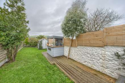 Vale Road, St Sampson, Image 17