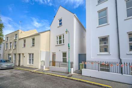 Property For Sale New Paris Road, St Peter Port
