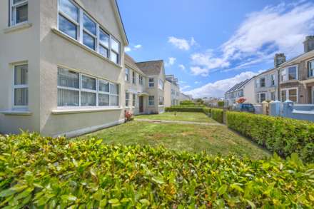 1 Mandeville Court, Lowlands Road, Vale, Image 10
