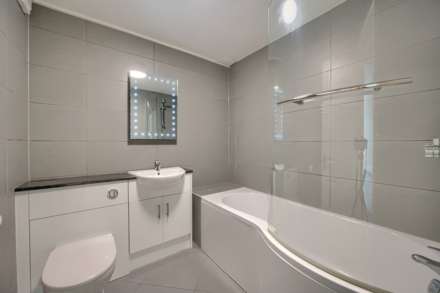 1 Mandeville Court, Lowlands Road, Vale, Image 9
