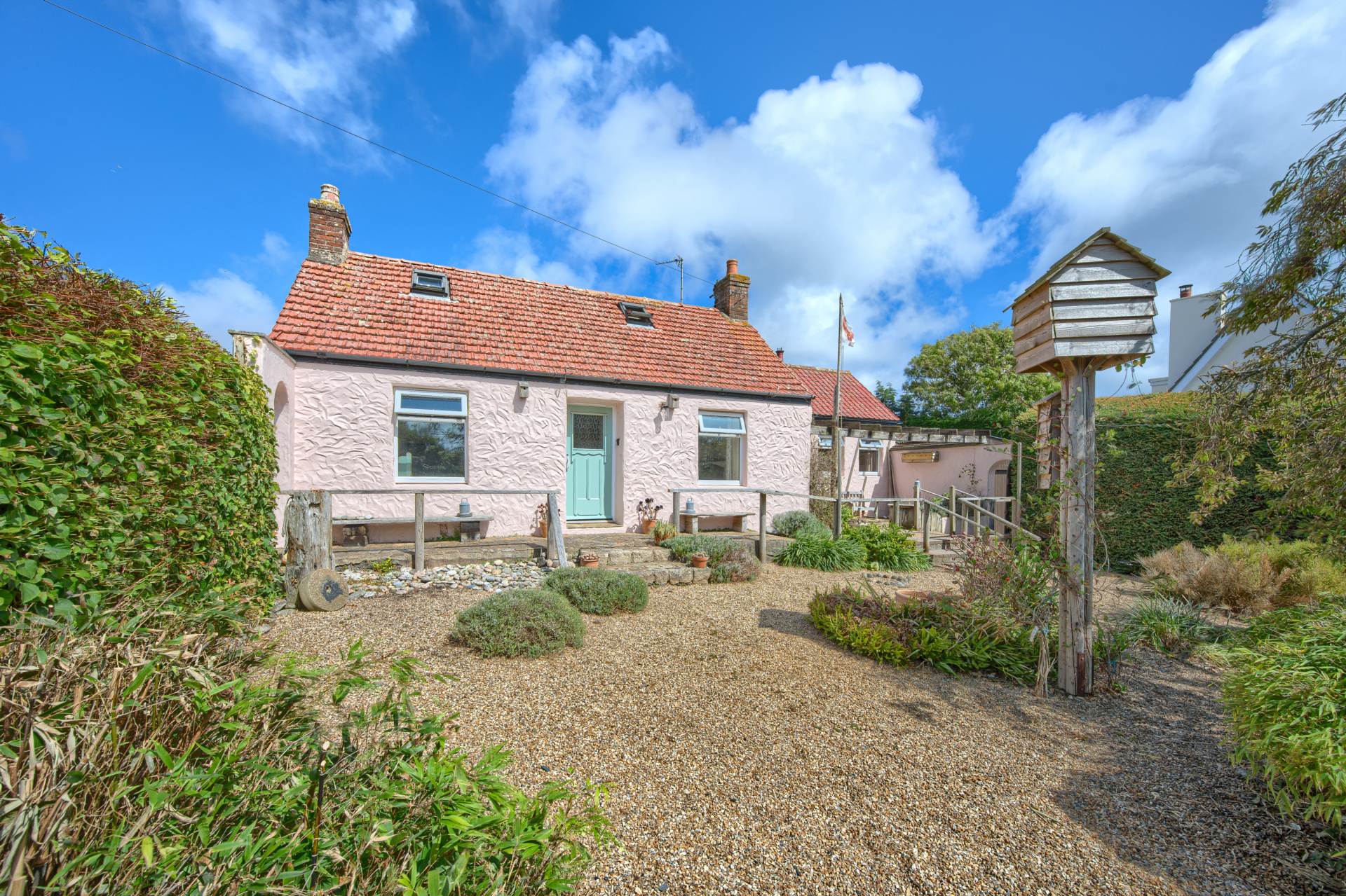 Honeysuckle Cottage, La Rue Des Villets, Forest, Image 1