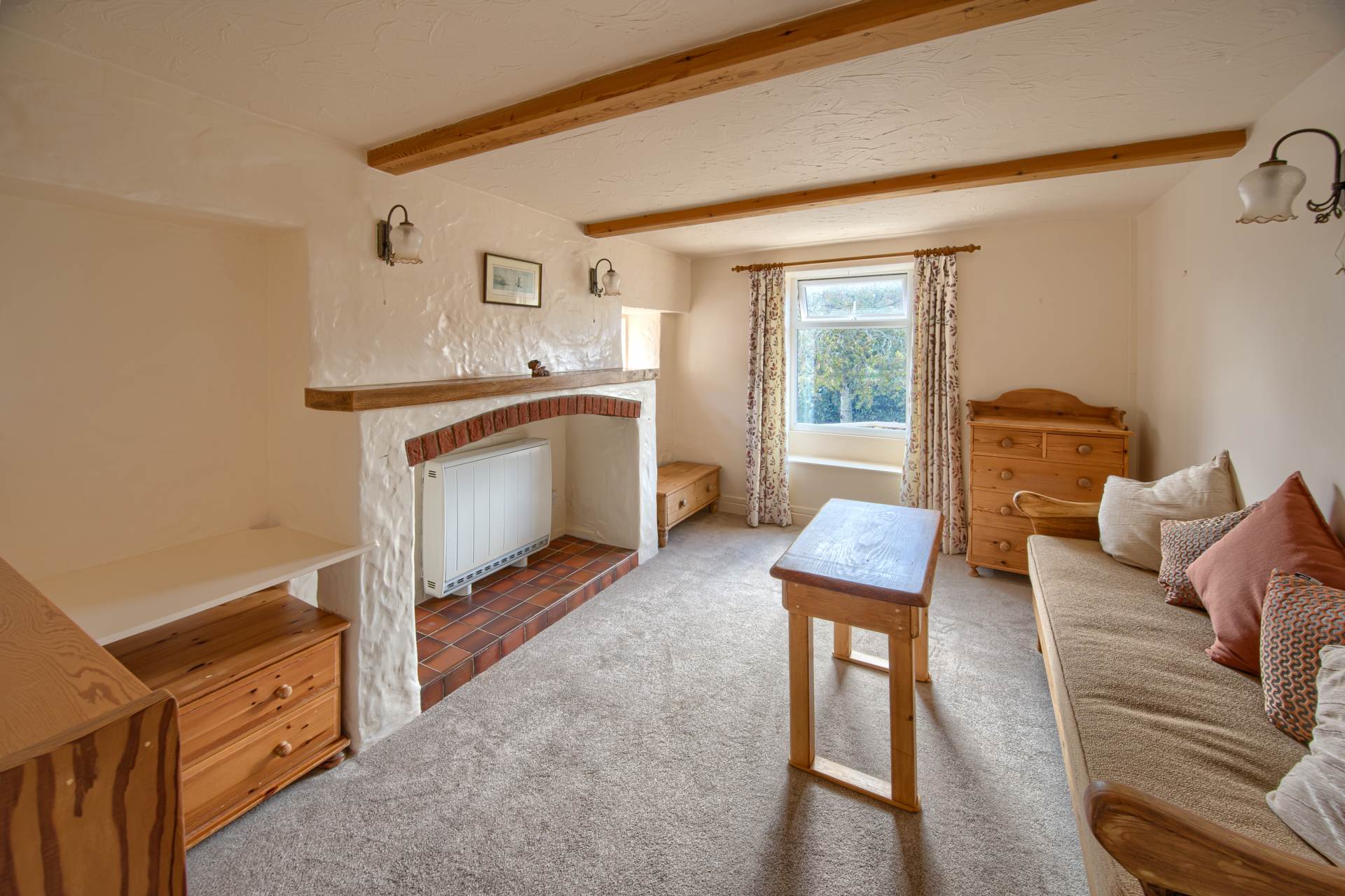 Honeysuckle Cottage, La Rue Des Villets, Forest, Image 6