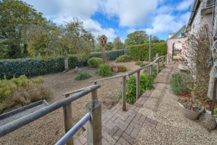 Honeysuckle Cottage, La Rue Des Villets, Forest, Image 19