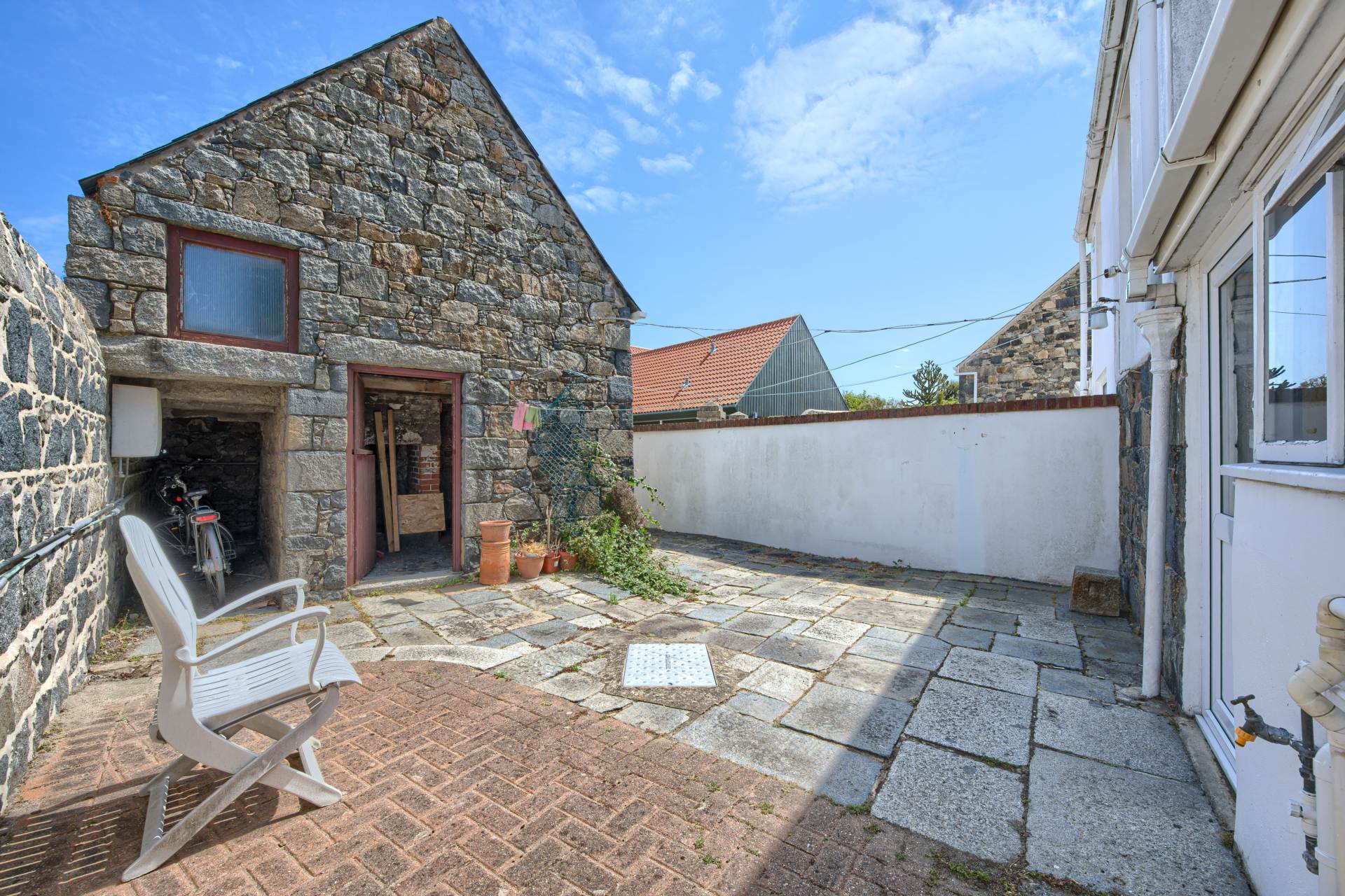 1 Grange Place, Le Hurel Road, Vale, Image 18