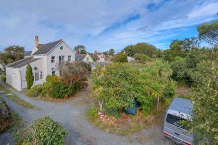 Furzedown, Les Tracheries Road, St Sampson, Image 24