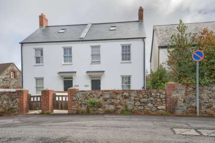 2 La Maisonette