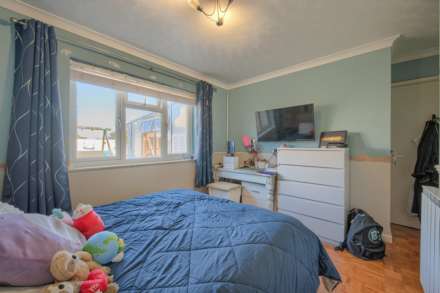 Avalon, 8 Clos Des Sablons, Sandy Lane, Image 10