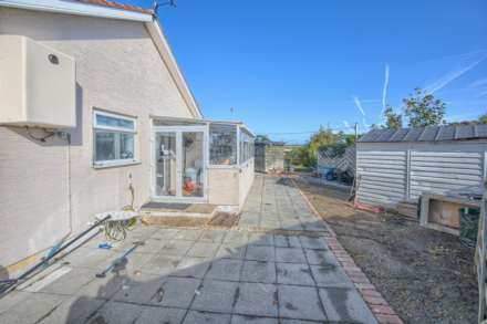 Avalon, 8 Clos Des Sablons, Sandy Lane, Image 16