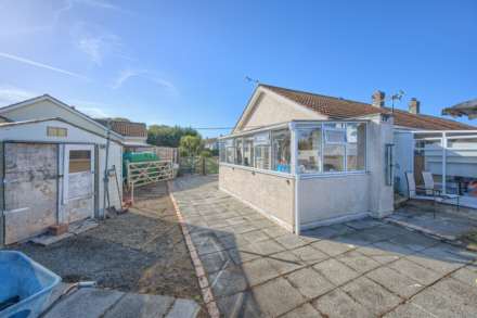Avalon, 8 Clos Des Sablons, Sandy Lane, Image 17