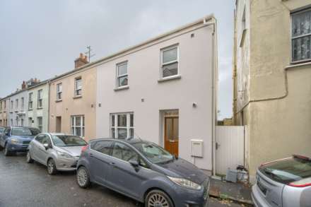 Montrose, New Paris Road, St Peter Port, Image 1