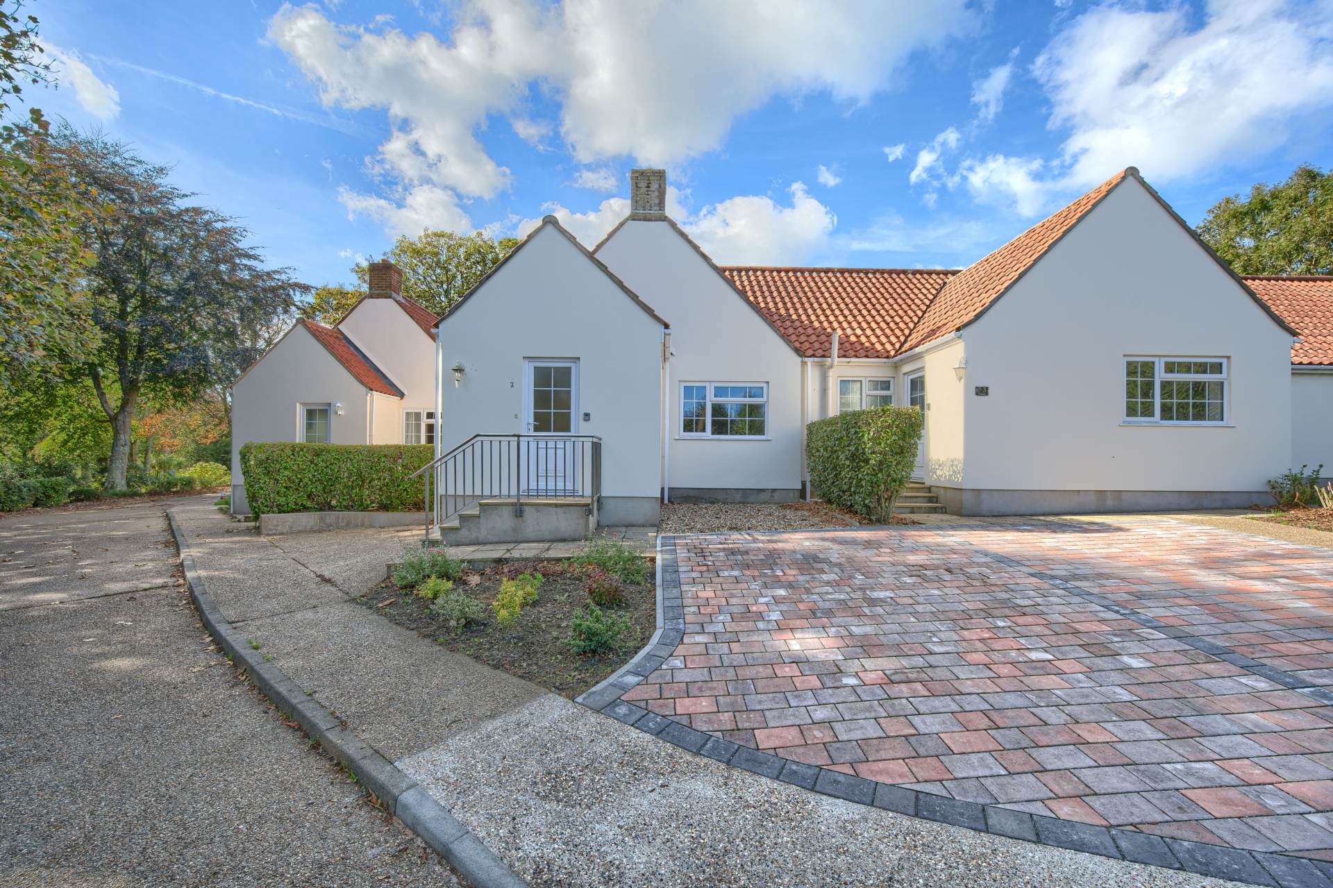 Rue Piette, Castel, Image 1