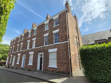 4 Bedroom Town House, Abbey Street, Chester