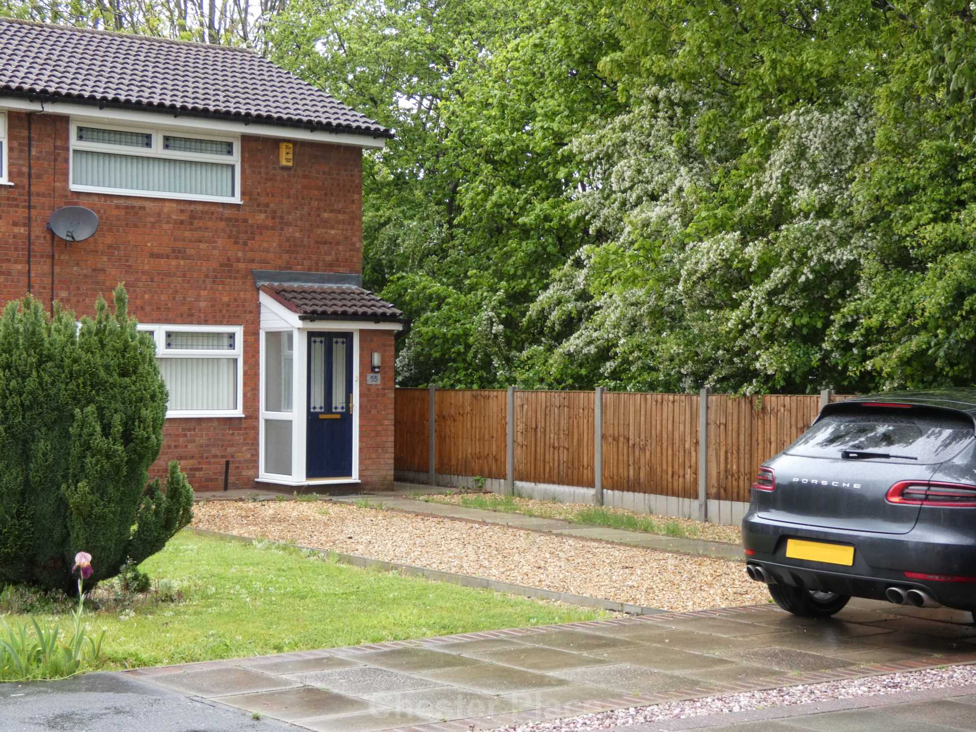 Colwyn Close, Callands, Image 1
