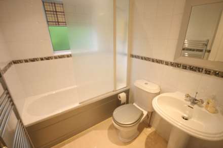 Colwyn Close, Callands, Image 6