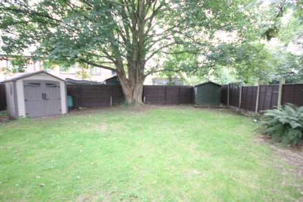 Greenfields, Upton, Image 11